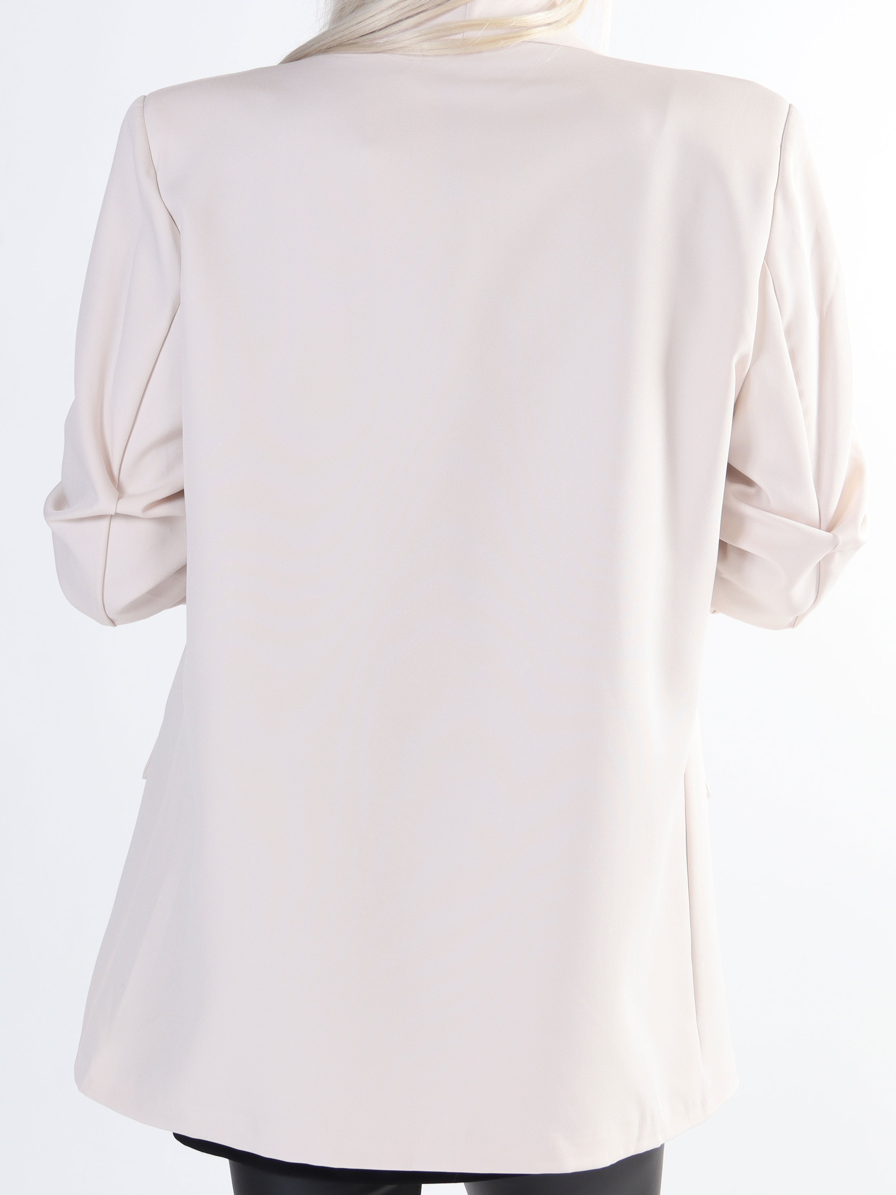 Mila - Stilren blazer med rynk på ærmet